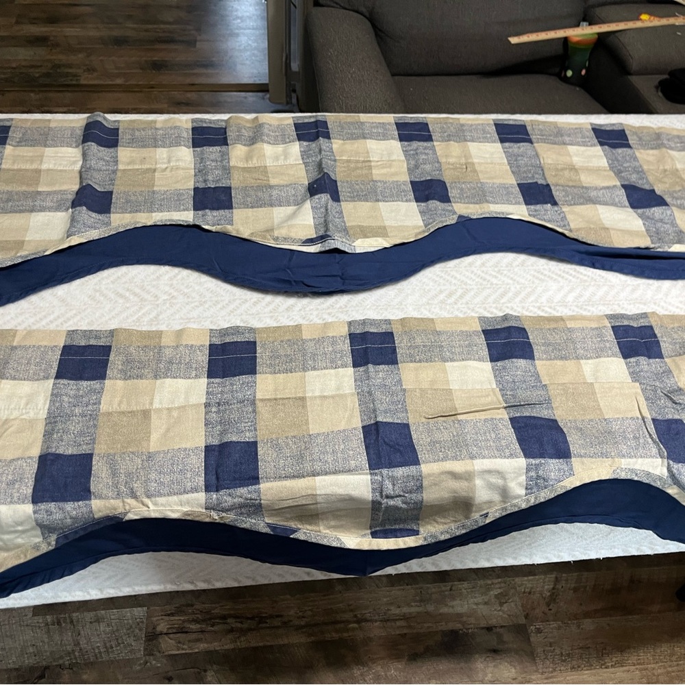 JC Penny Home Blue and Tan Plaid Valances